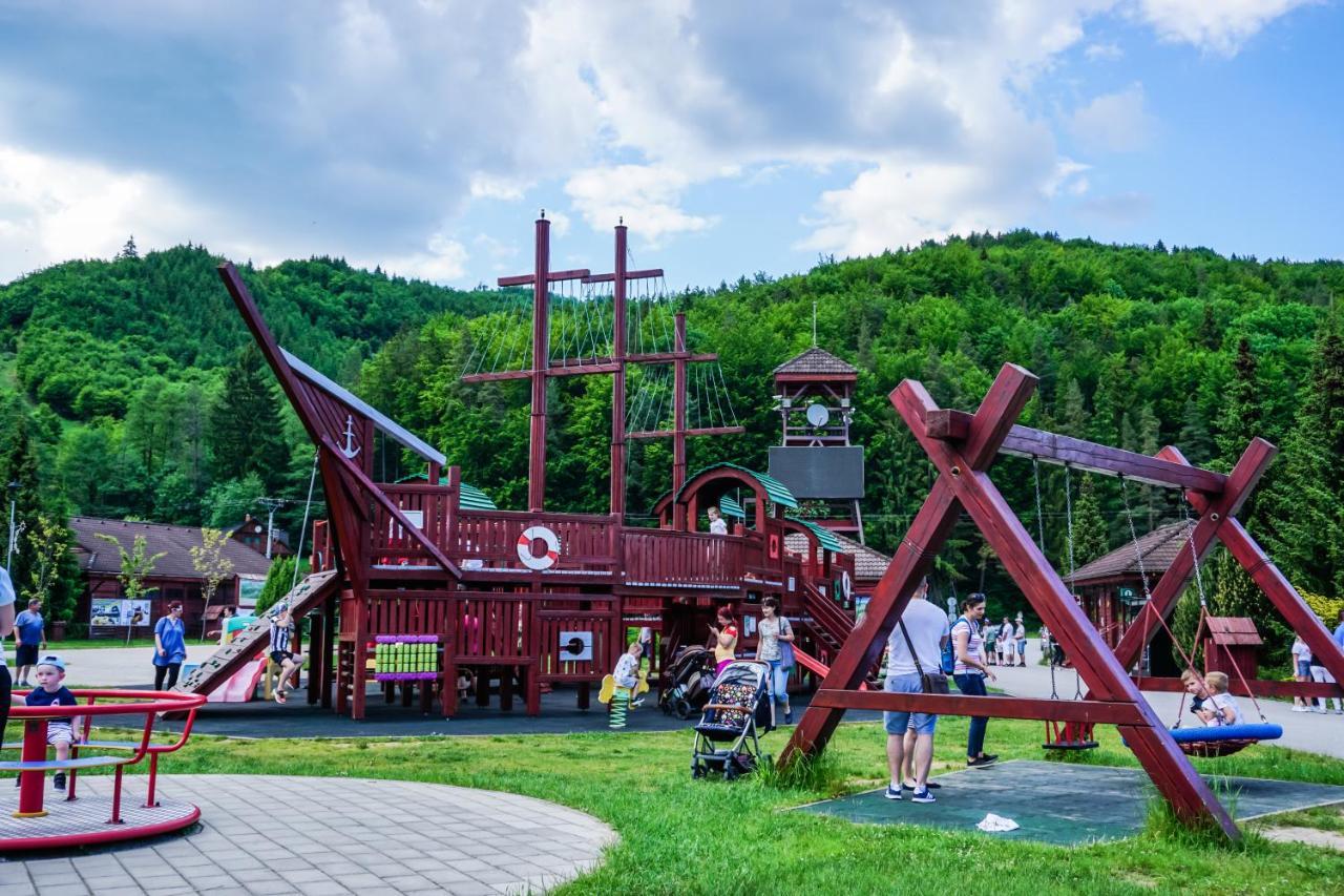 Penzion Deer Valča エクステリア 写真